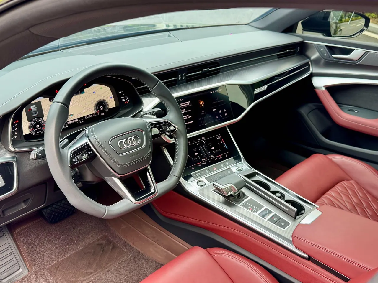 Audi 2025 A7L 2.0TFSI 45TFSI Quattro Black Samurai Edition Automatic Gear 5
