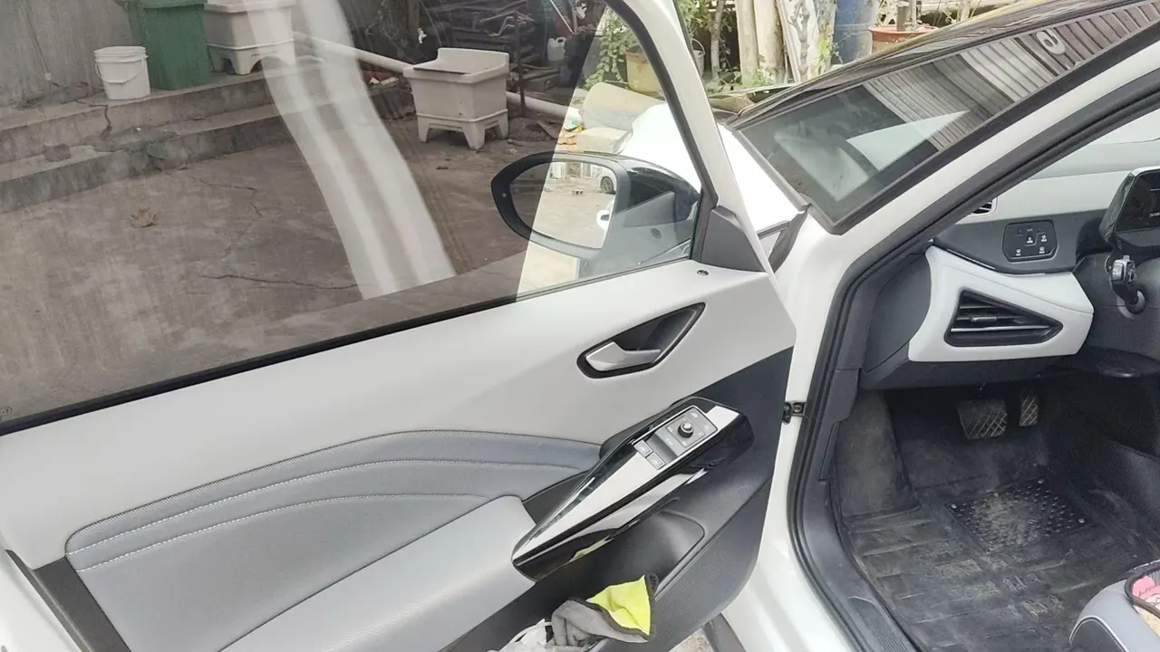 Volkswagen 2025 ID. 3 Smart Premium Edition (Modified) Automatic Gear 4