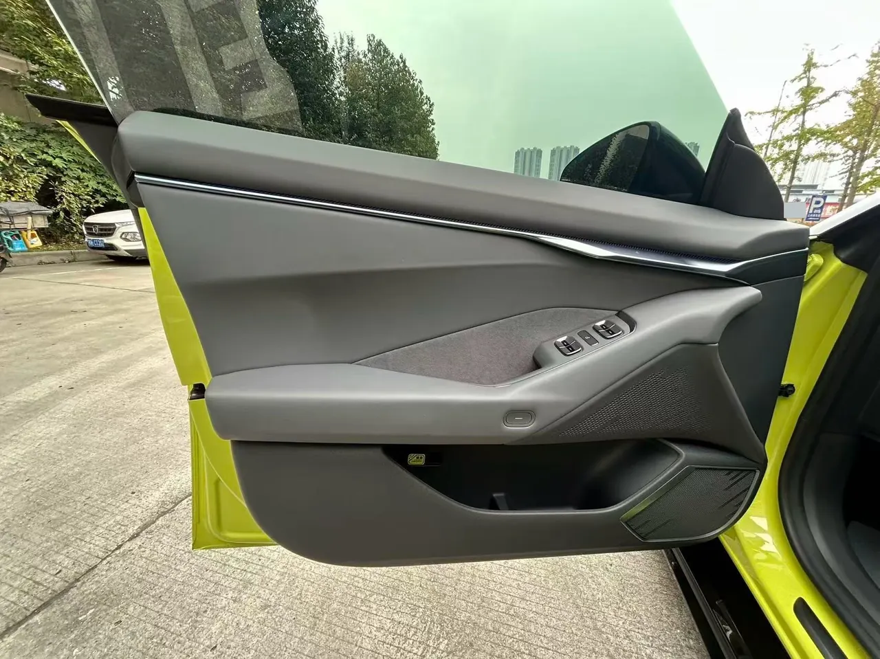 Xpeng 2025 P 7 750km High Performance Edition Automatic Gear 11