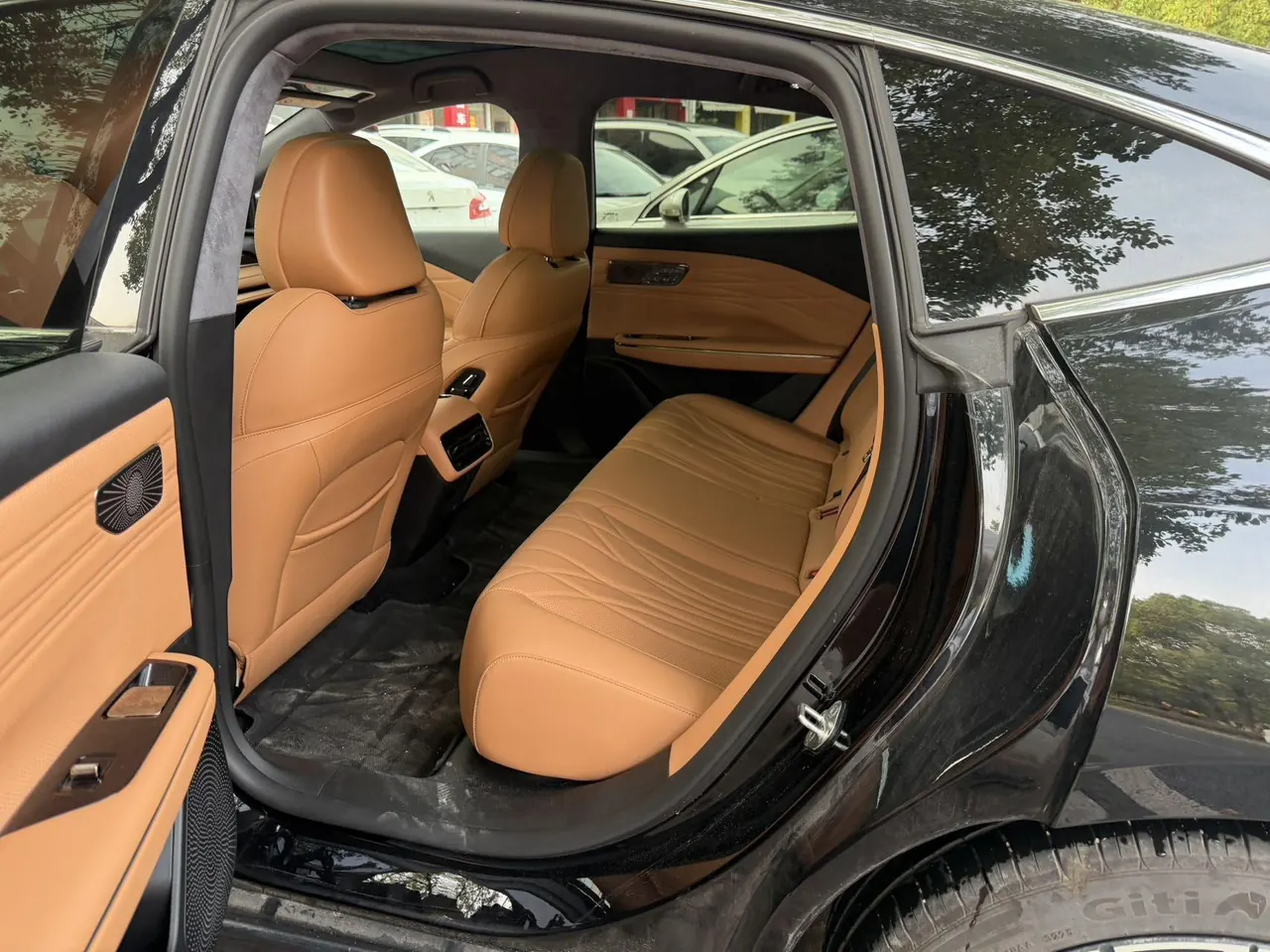 Geely Galaxy 2025 xingyao 8 EM-i 1.5 130km flagship automatic gear 3