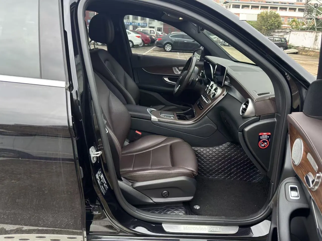 Mercedes Benz 2022 GLC 260 L 4MATIC 2.0T Luxury (Change 2) Automatic Gear 4