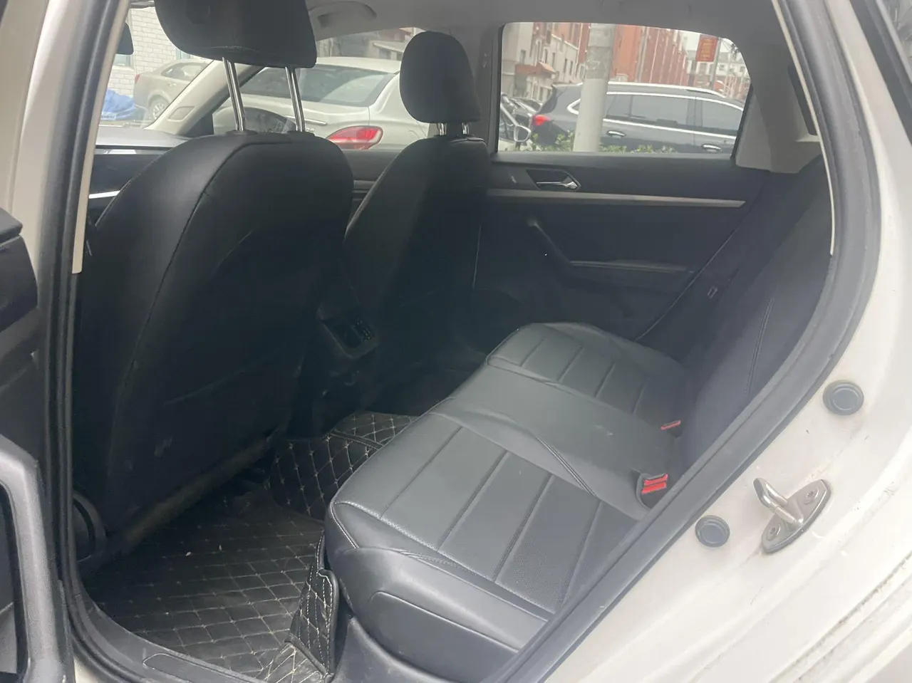 Volkswagen 2022 Lavida 1.5 Comfort Edition Automatic Gear 4