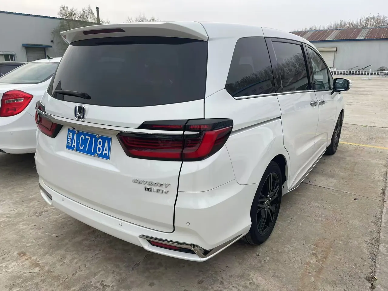 Honda 2022 Odyssey Hybrid 2.0 Stepless Sharp and Glory Edition Automatic Gear 7