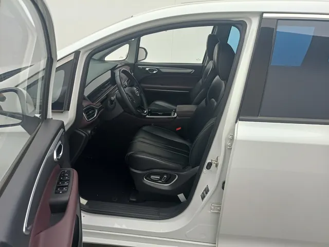 Chuanqi 2023 M6 PRO 1.5T 270T Deluxe Edition Automatic Gear 8