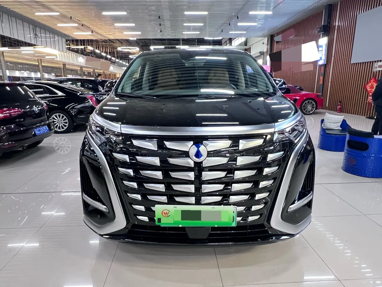 Denza 2022 Denza D9 DM-i 1.5T Stepless 970 Four-wheel Drive Honorable Automatic Gear 3