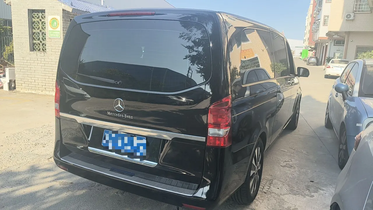 Mercedes Benz 2023 Vito 2.0T Elite Edition 7-seat Automatic Gear 6