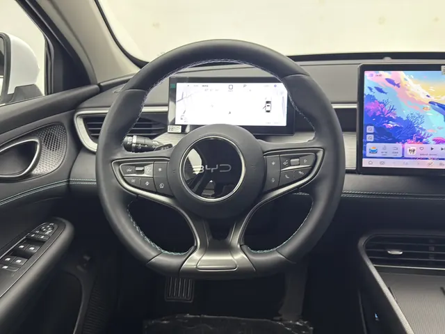 BYD 2025 seals 05 DM-i 1.5 stepless smart driving version 120KM flagship automatic gear 13