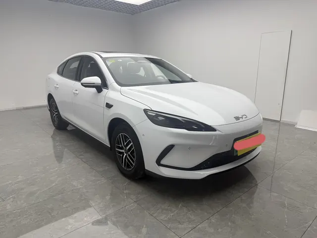 BYD 2025 seals 05 DM-i 1.5 stepless smart driving version 120KM flagship automatic gear 5