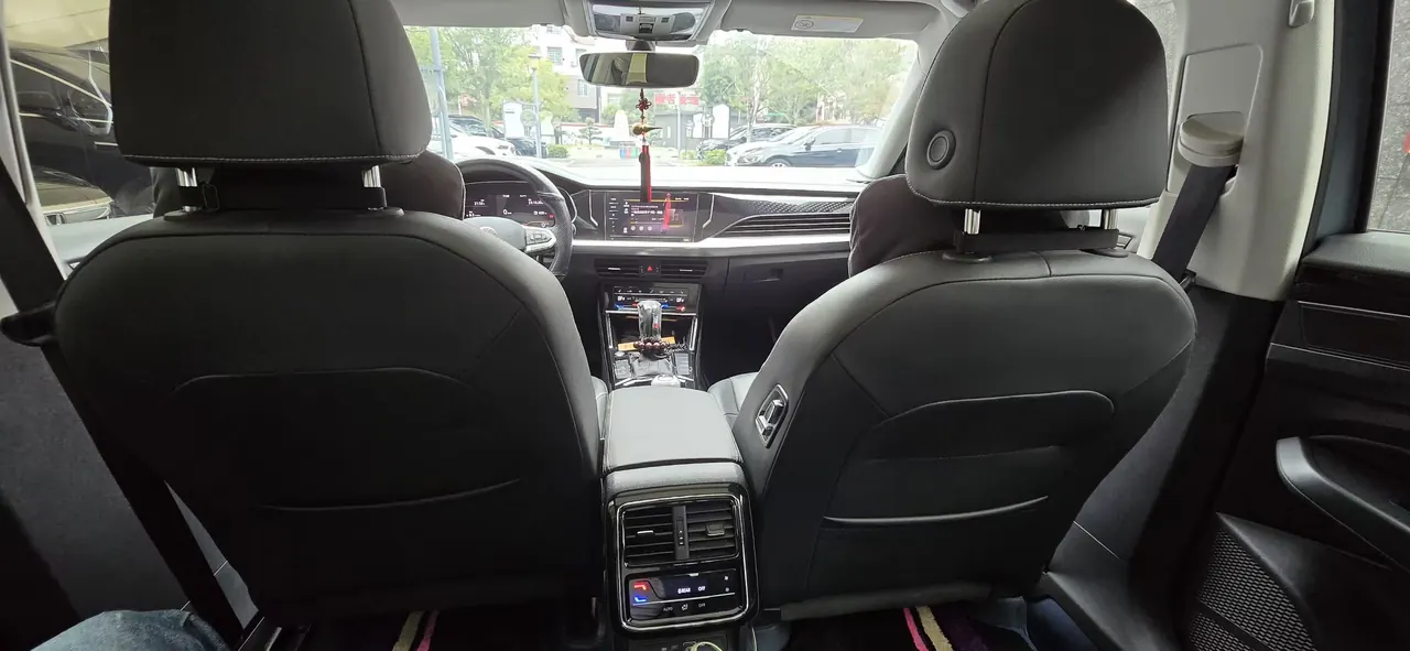 Volkswagen 2022 Passat 2.0TSI 330TSI Star Elite Edition Automatic Gear 2