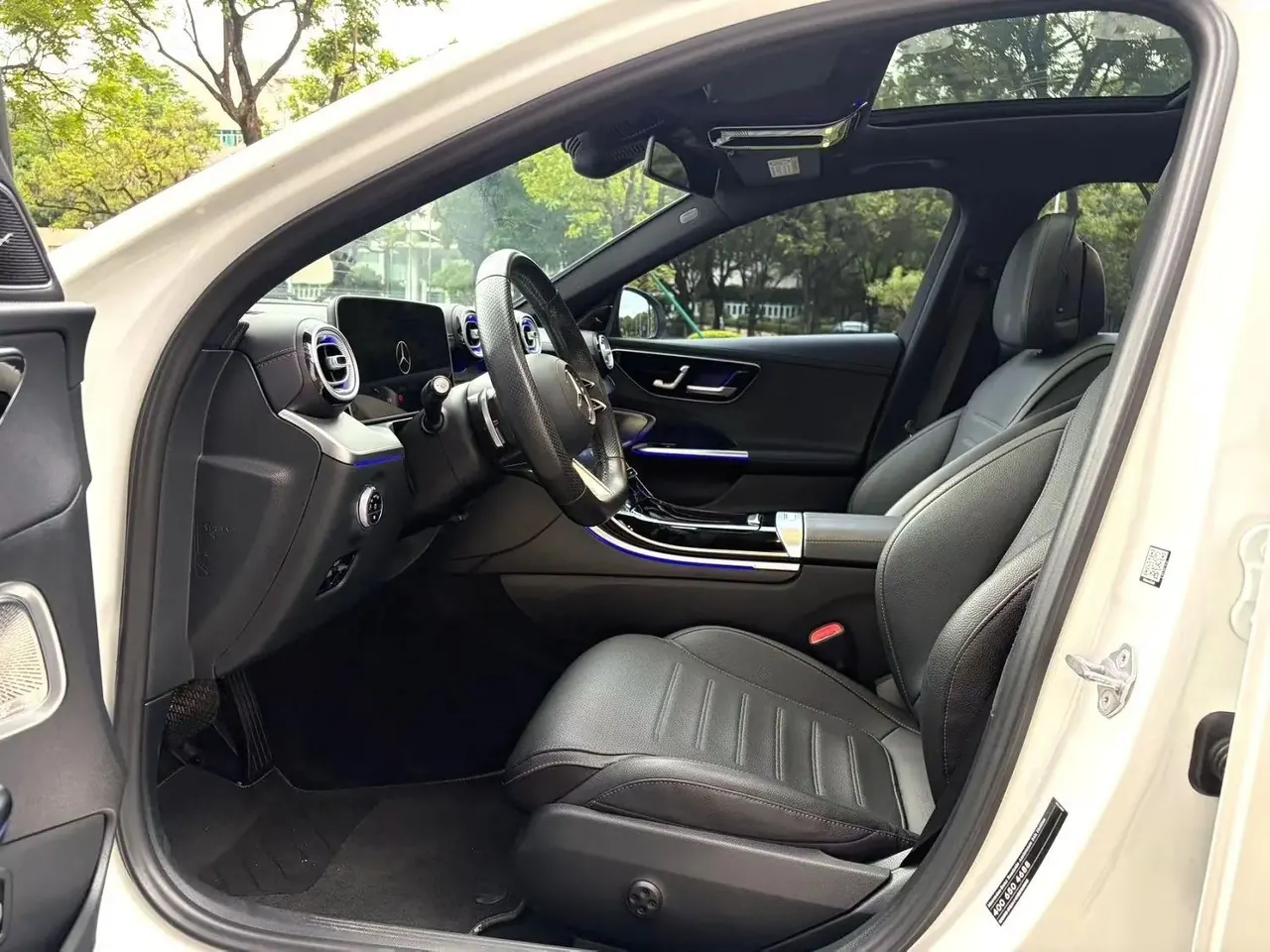 Mercedes Benz Class C 2023 C 260 L 48V 1.5T Hao Night Sports Edition Automatic Gear 4