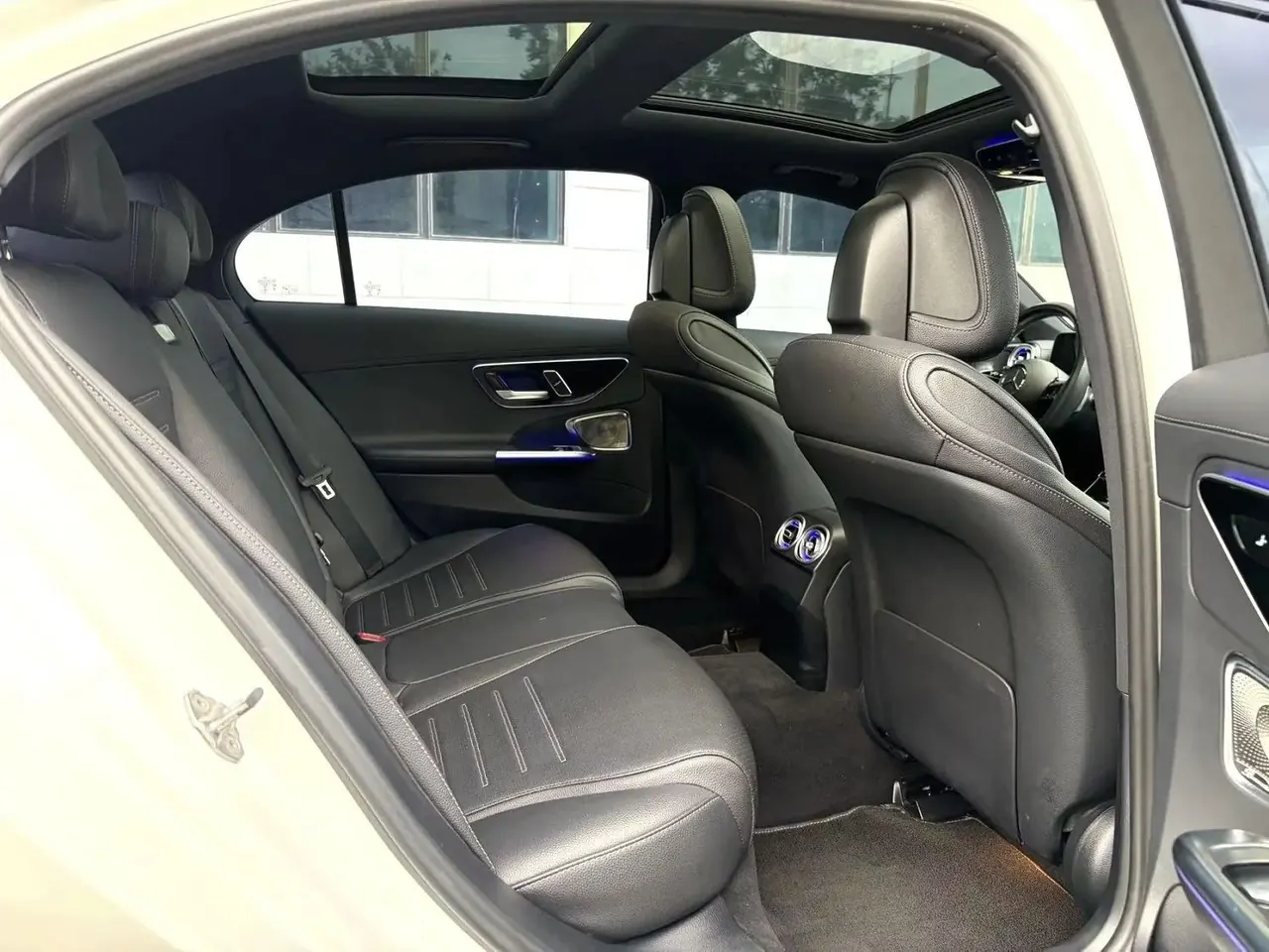 Mercedes Benz Class C 2023 C 260 L 48V 1.5T Hao Night Sports Edition Automatic Gear 6