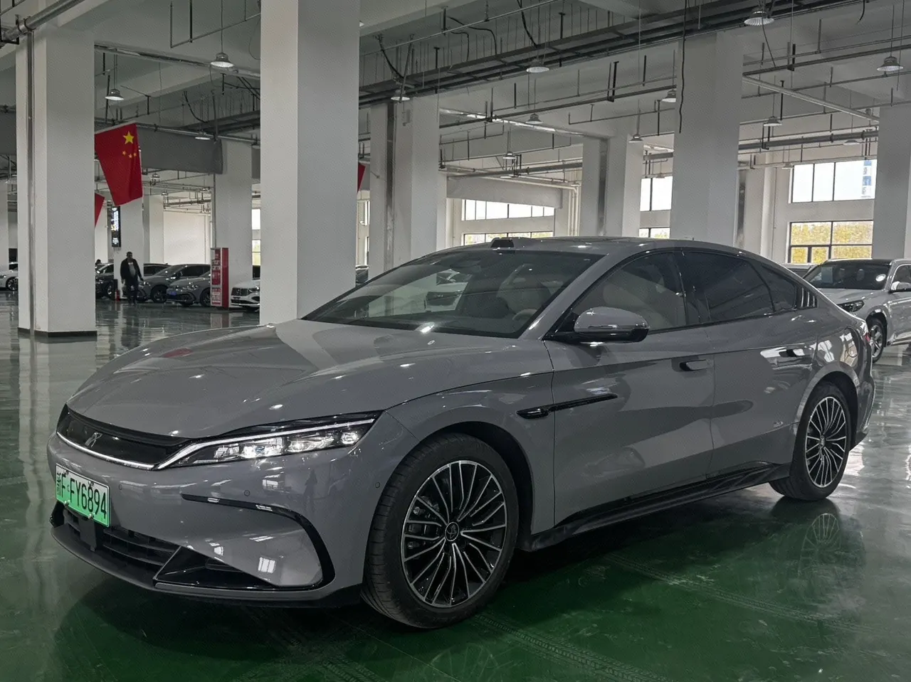 BYD 2025 Han DM-i 1.5T stepless 125KM laser Radar intelligent driving automatic gear - View 1