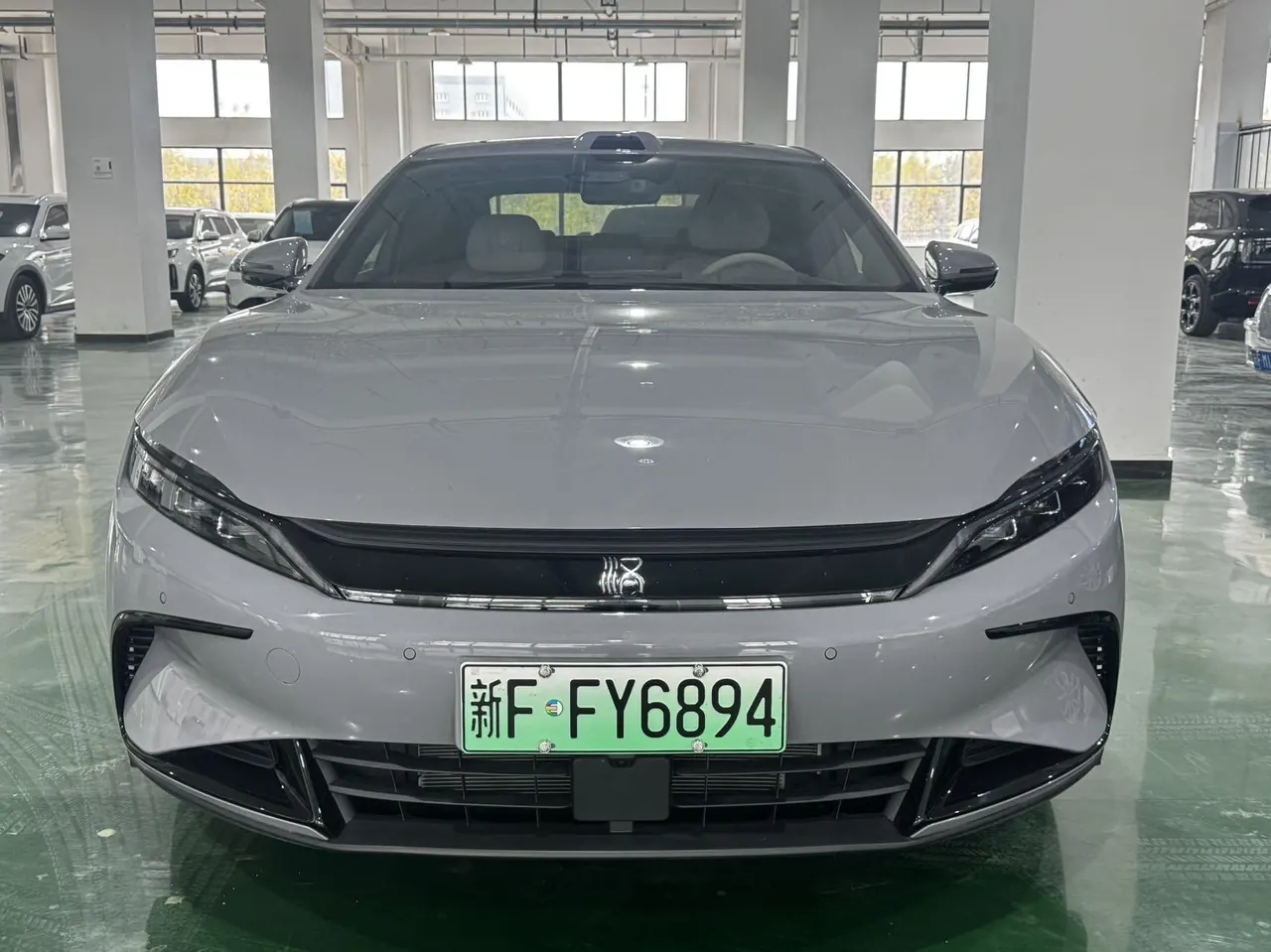 BYD 2025 Han DM-i 1.5T stepless 125KM laser Radar intelligent driving automatic gear 3