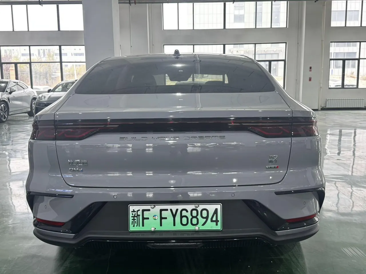 BYD 2025 Han DM-i 1.5T stepless 125KM laser Radar intelligent driving automatic gear 5