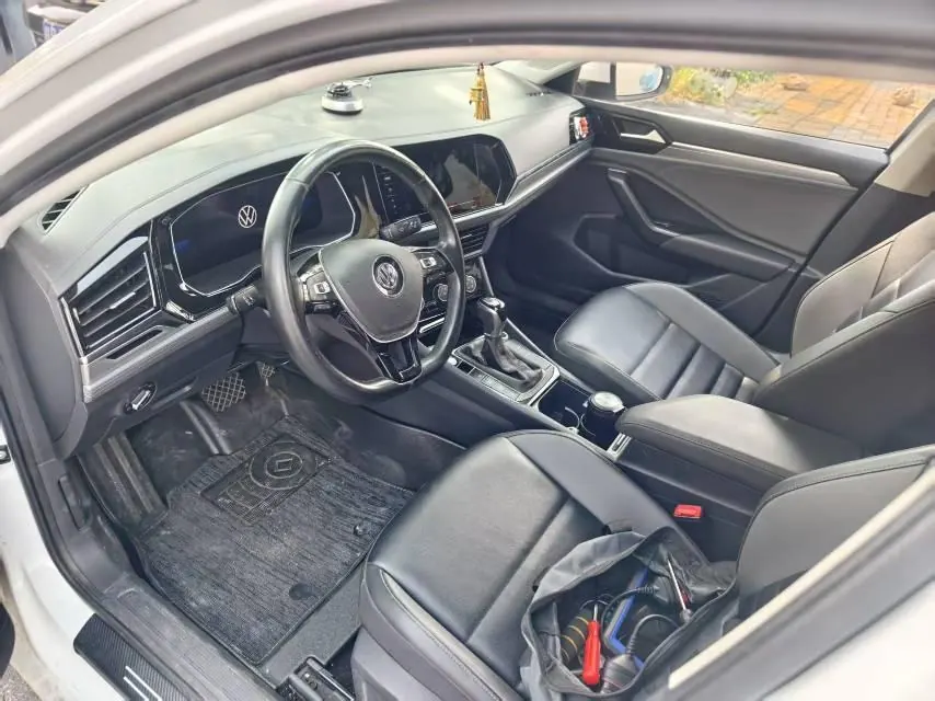Volkswagen 2020 Sagitar 1.2TSI 200TSI Comfortable Automatic 3