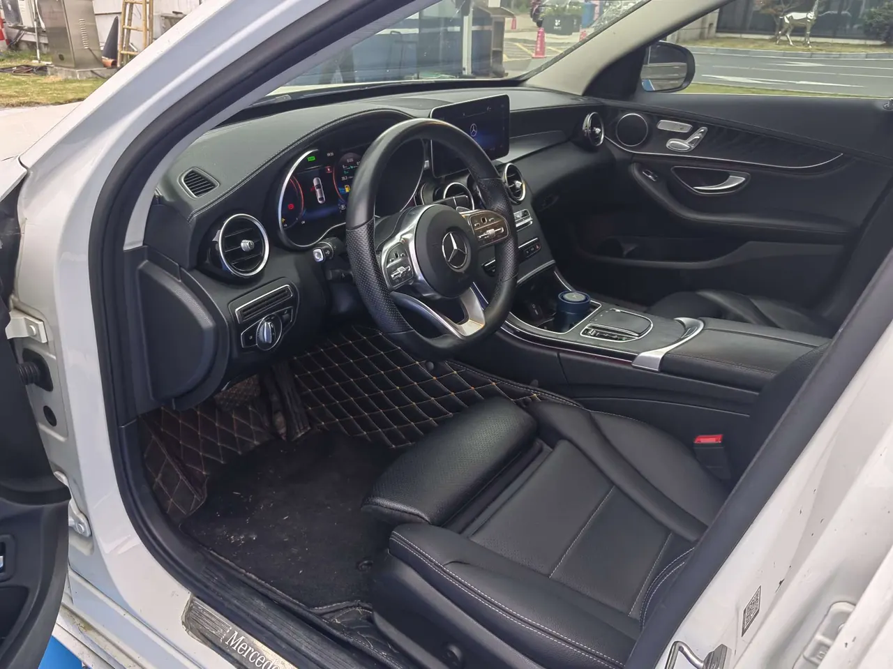 Mercedes Benz Class C 2020 C 260 L 48V 1.5T Automatic 3