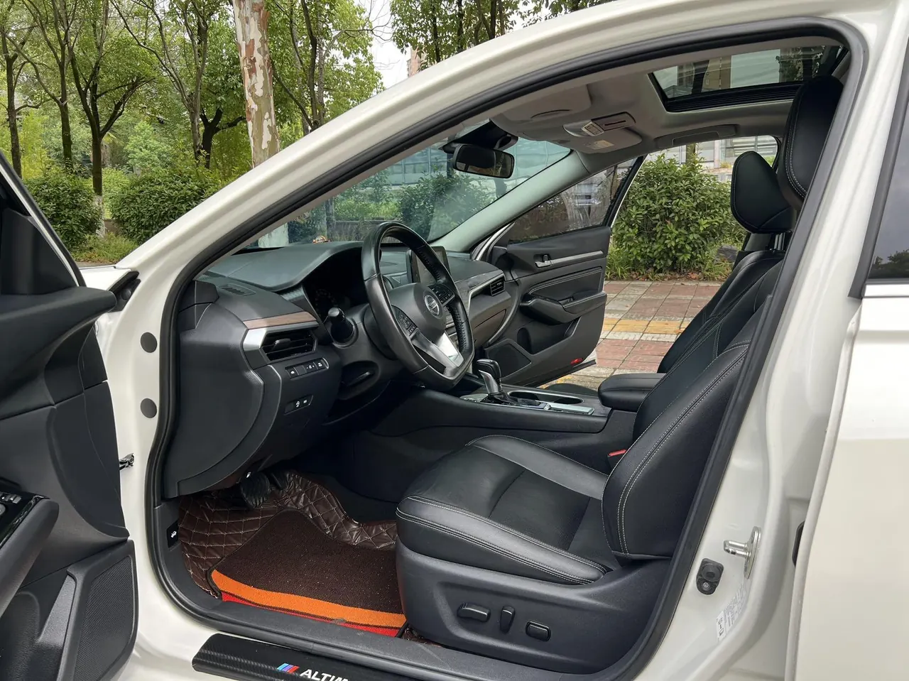 Nissan 2022 Teana 2.0 Stepless XL-TLS Pleasant Edition Automatic Gear 4