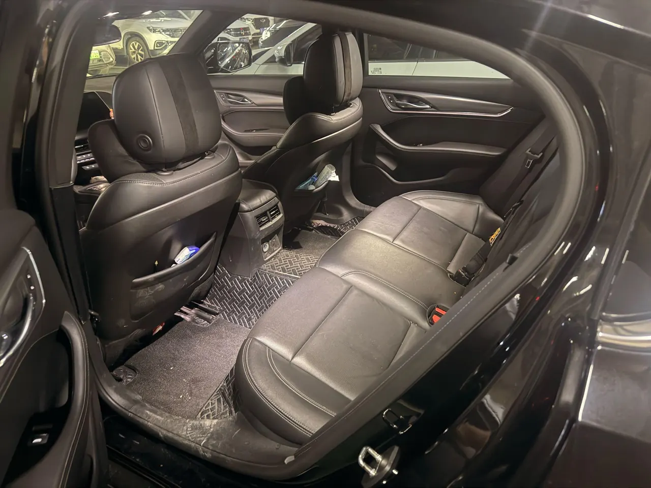 Cadillac 2022 CT5 2.0T 28T Luxury (Standard Edition) Automatic Gear 7