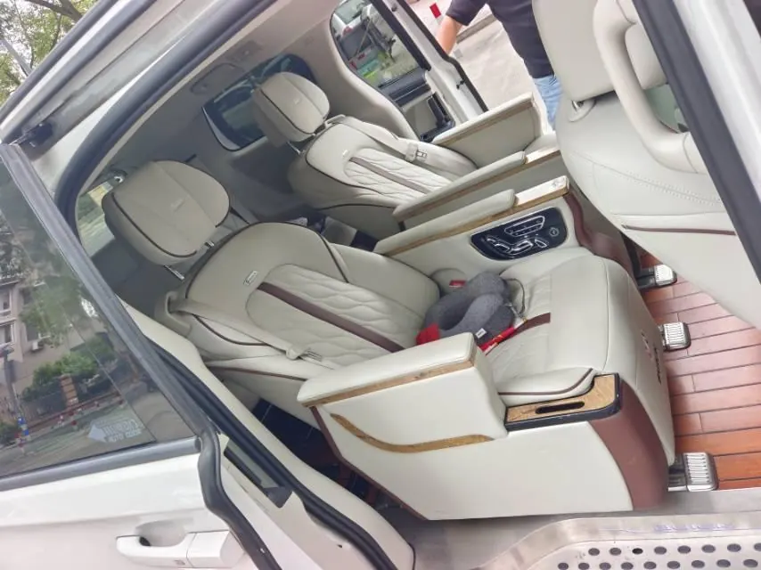 Buick 2020 GL8 ES Lu Zun 2.0T 653T Comfortable Automatic Gear 4