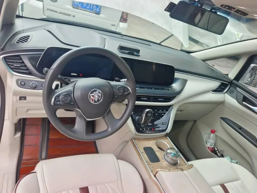 Buick 2020 GL8 ES Lu Zun 2.0T 653T Comfortable Automatic Gear 7