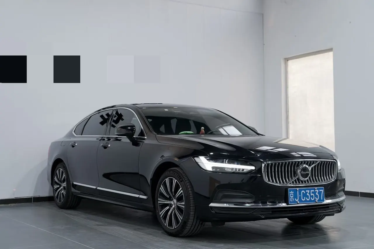 Volvo 2022 S90 48V 2.0T B5 Zhiyi Deluxe Edition Automatic Gear 2