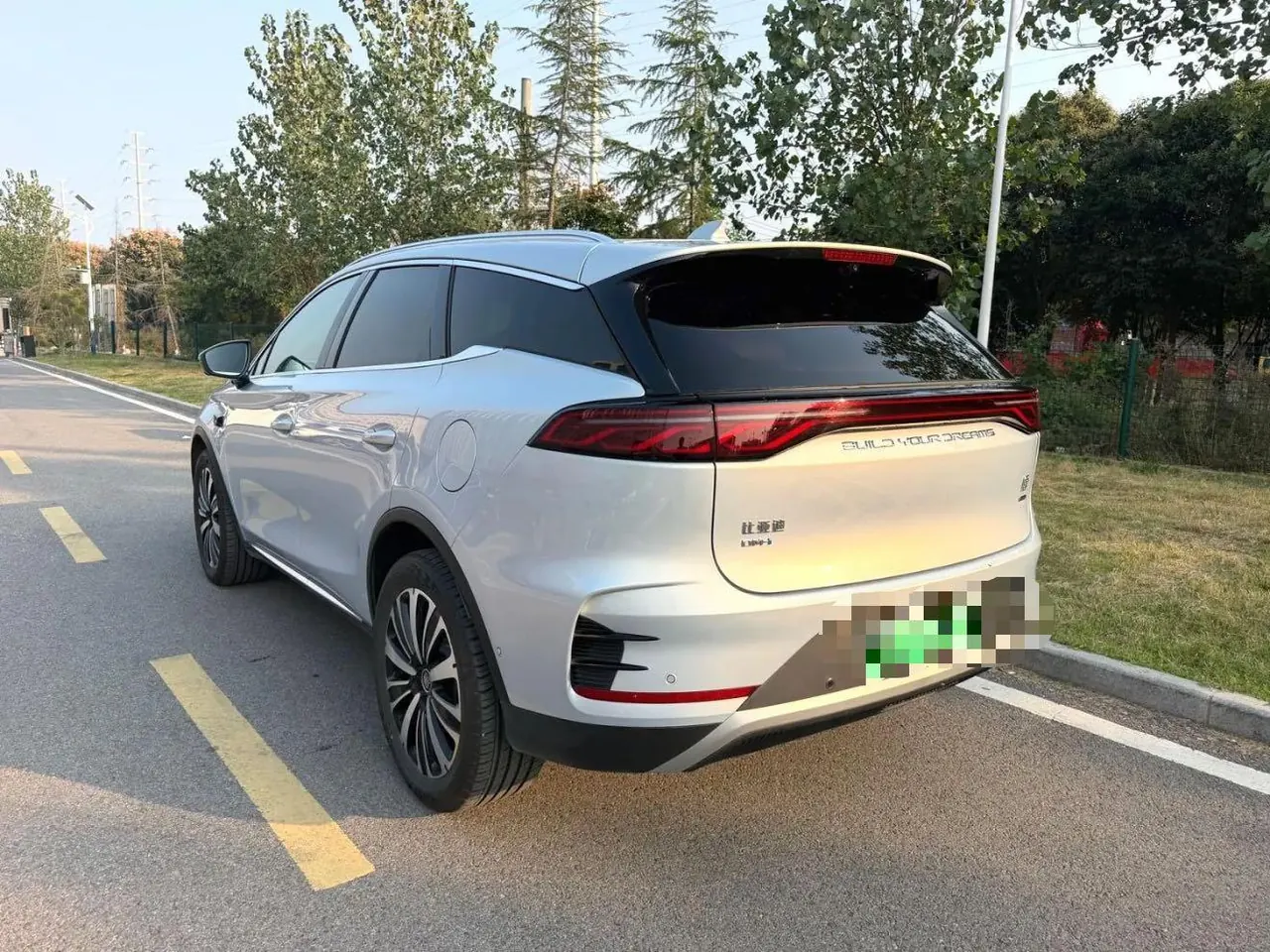 BYD Tang New Energy 2025 Tang DM-i 1.5T Stepless Smart Driving Edition 175KM Honorable Automatic Gear 6