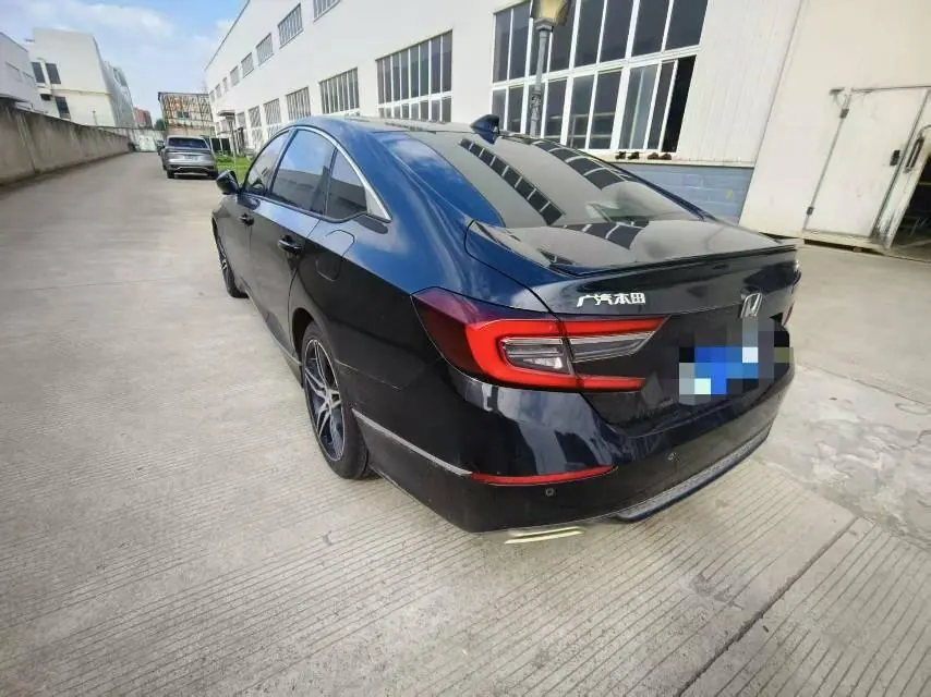 Honda 2022 10th Generation Accord 1.5T Stepless 260TURBO Magic Night Premium Edition Automatic Gear 5