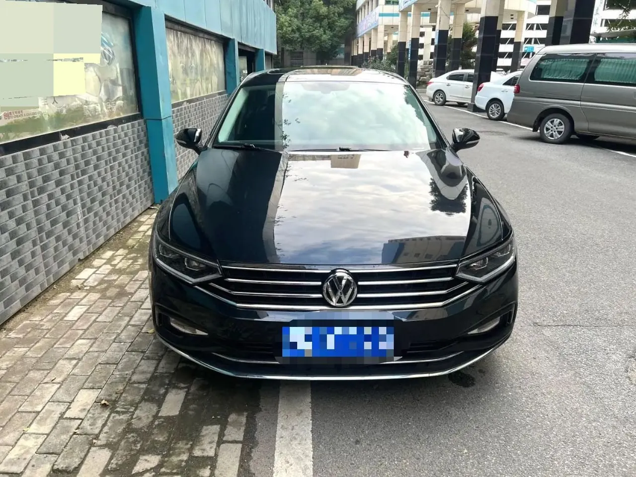 Volkswagen 2020 Magotan 2.0TSI 330TSI luxury automatic transmission 2