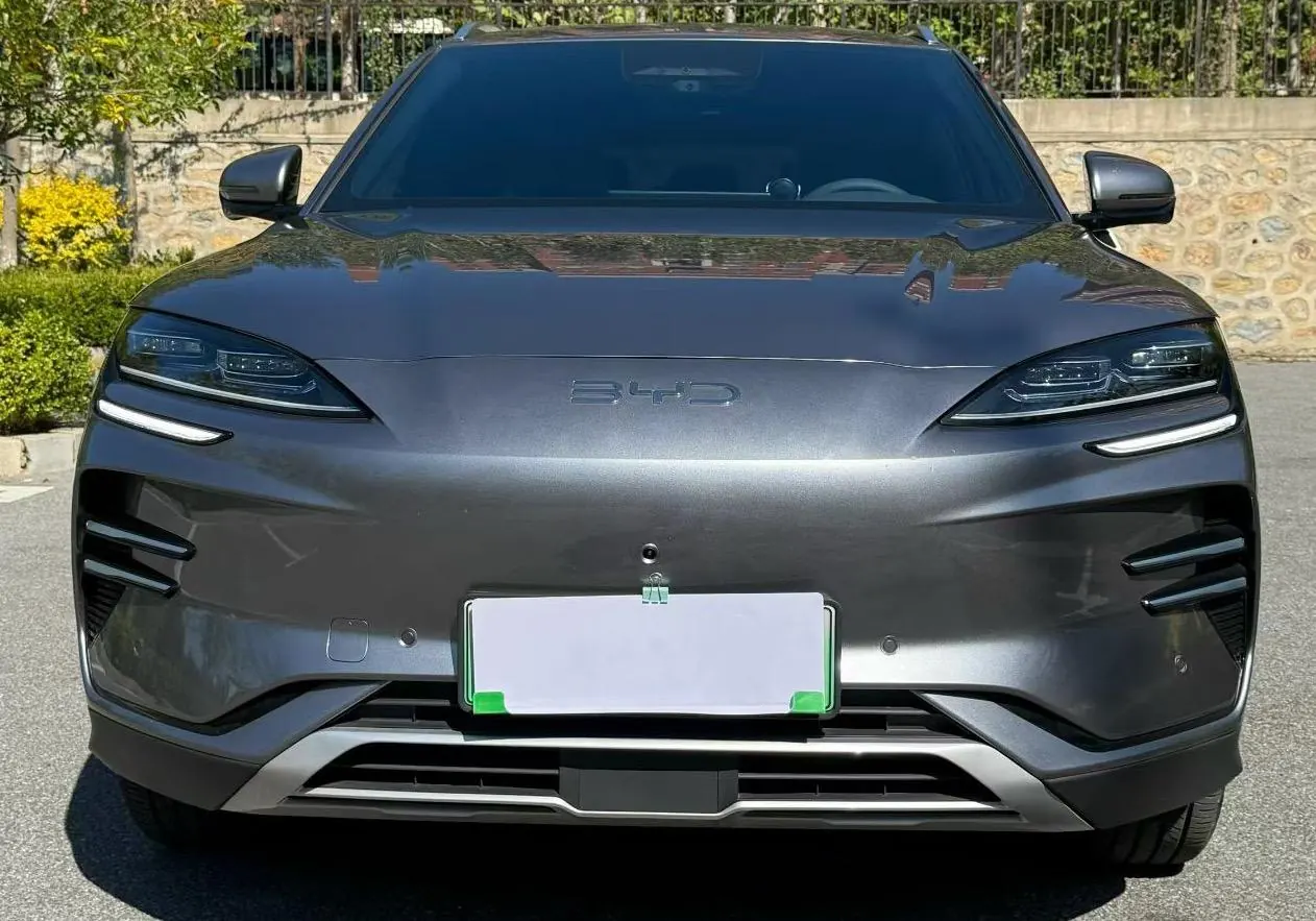 BYD Song PLUS New Energy 2025 Song PLUS DM-i 1.5 Stepless Smart Driving Edition 112KM Honorable Automatic Gear 3