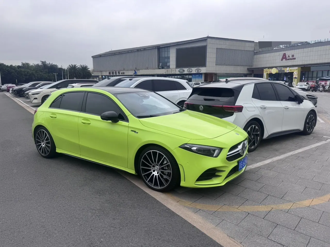 Mercedes Benz Class A AMG (Imported) 2020 A 35 AMG 4MATIC 2.0T Special Edition Automatic Gear 6