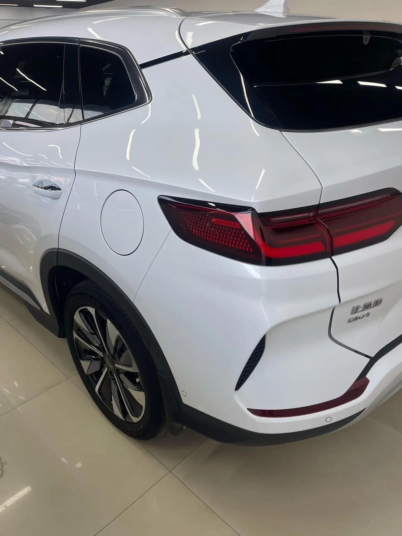 BYD Song PLUS New Energy 2025 Song PLUS DM-i 1.5 Stepless 112KM Honorable Automatic Gear 8