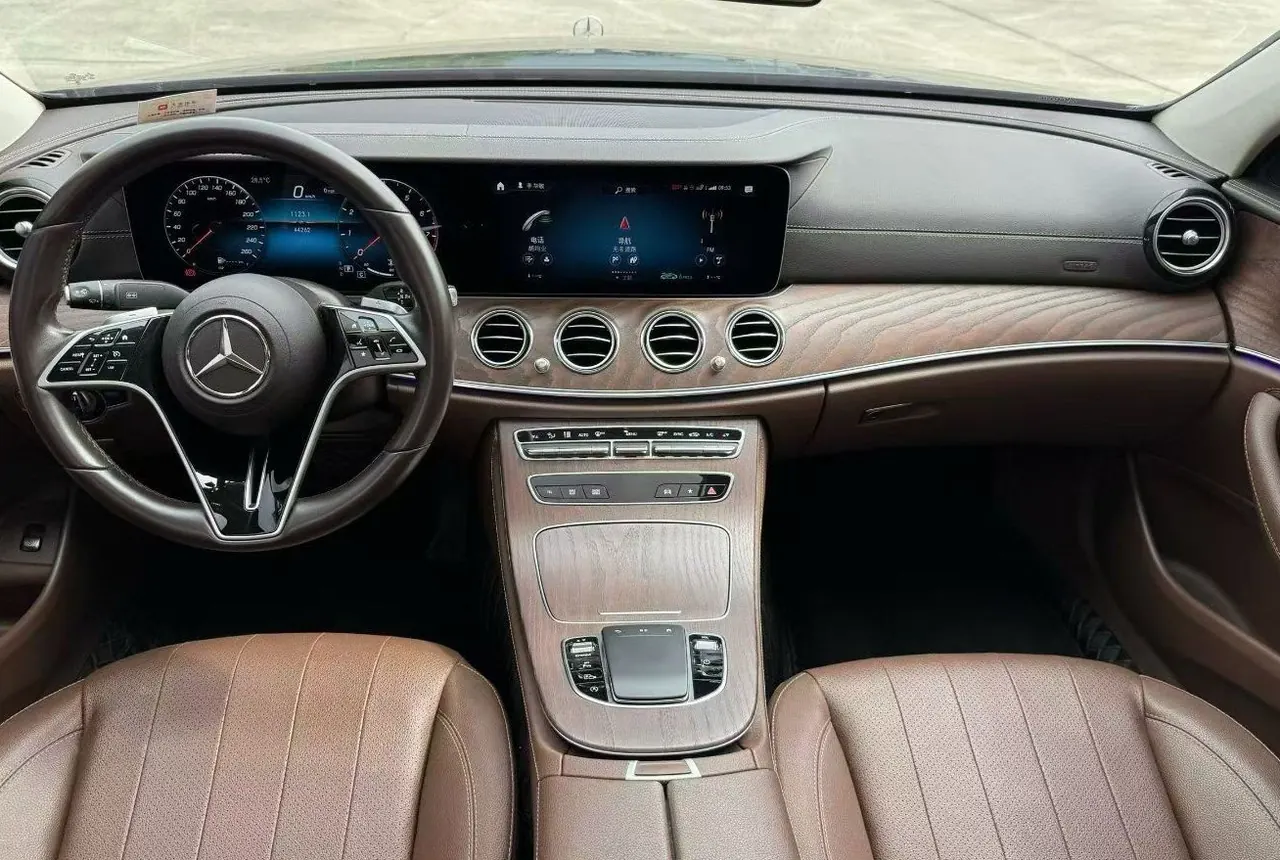 Mercedes Benz E-Class 2023 E 300 L 2.0T Fashion Automatic Gear 3