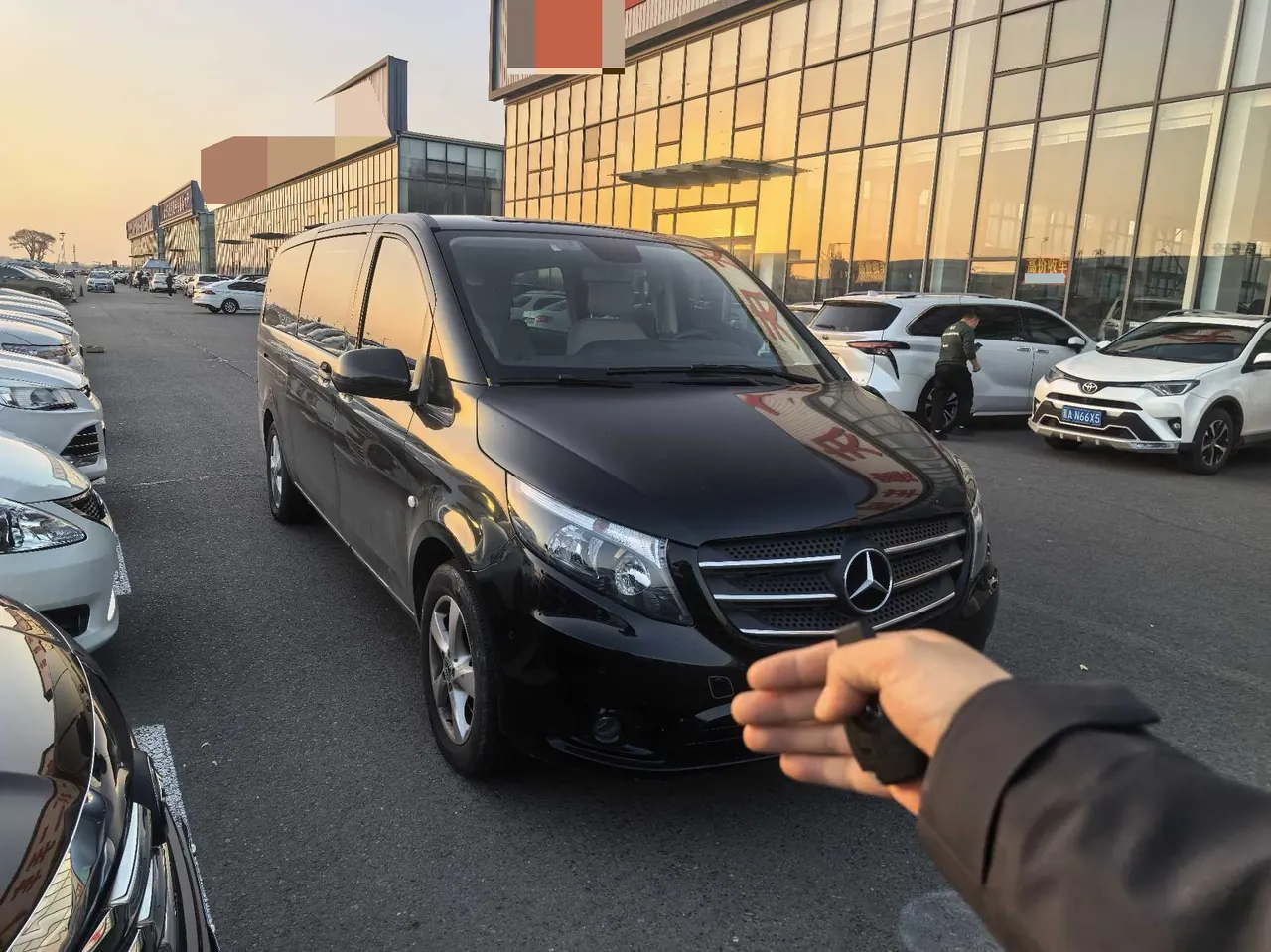 Mercedes Benz 2020 Vito 2.0T Business Edition 7-seat Automatic Gear 3