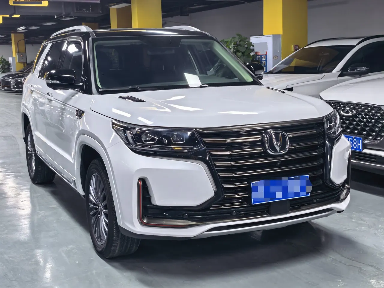 ChangAn 2021 CS95 2.0T Two-Drive Luxury Automatic Gear 3