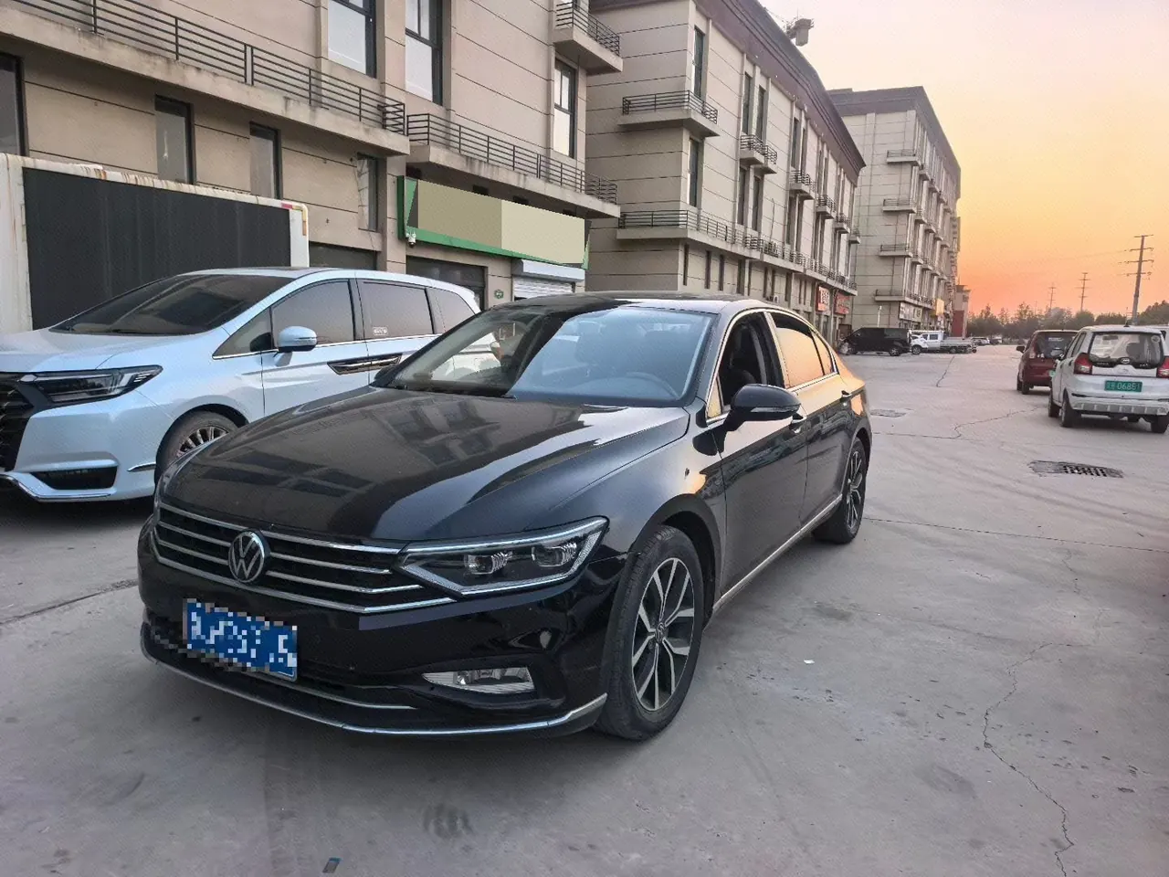 Volkswagen 2020 Magotan 2.0TSI 330TSI Leading Automatic - View 1