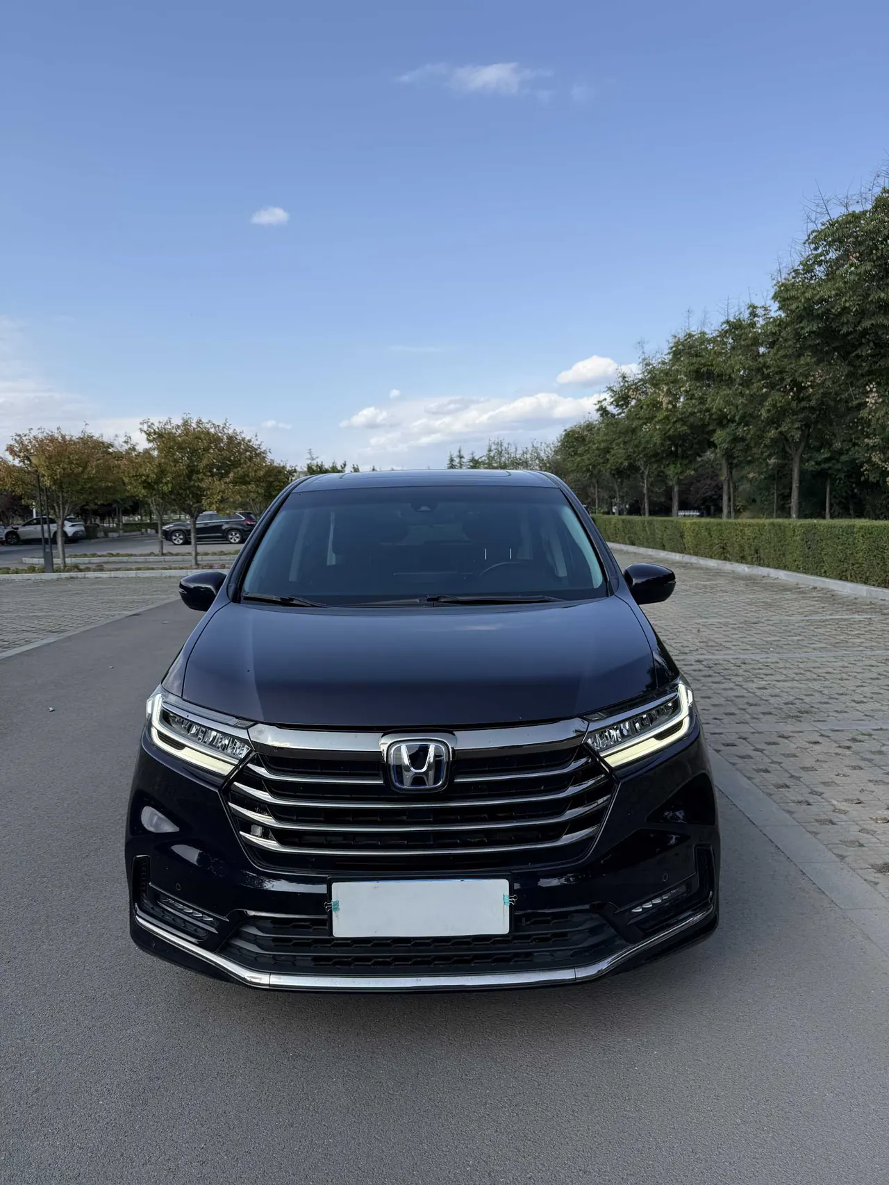 Honda 2022 Odyssey Hybrid 2.0 Stepless Sharp and Glory Edition Automatic Gear 2