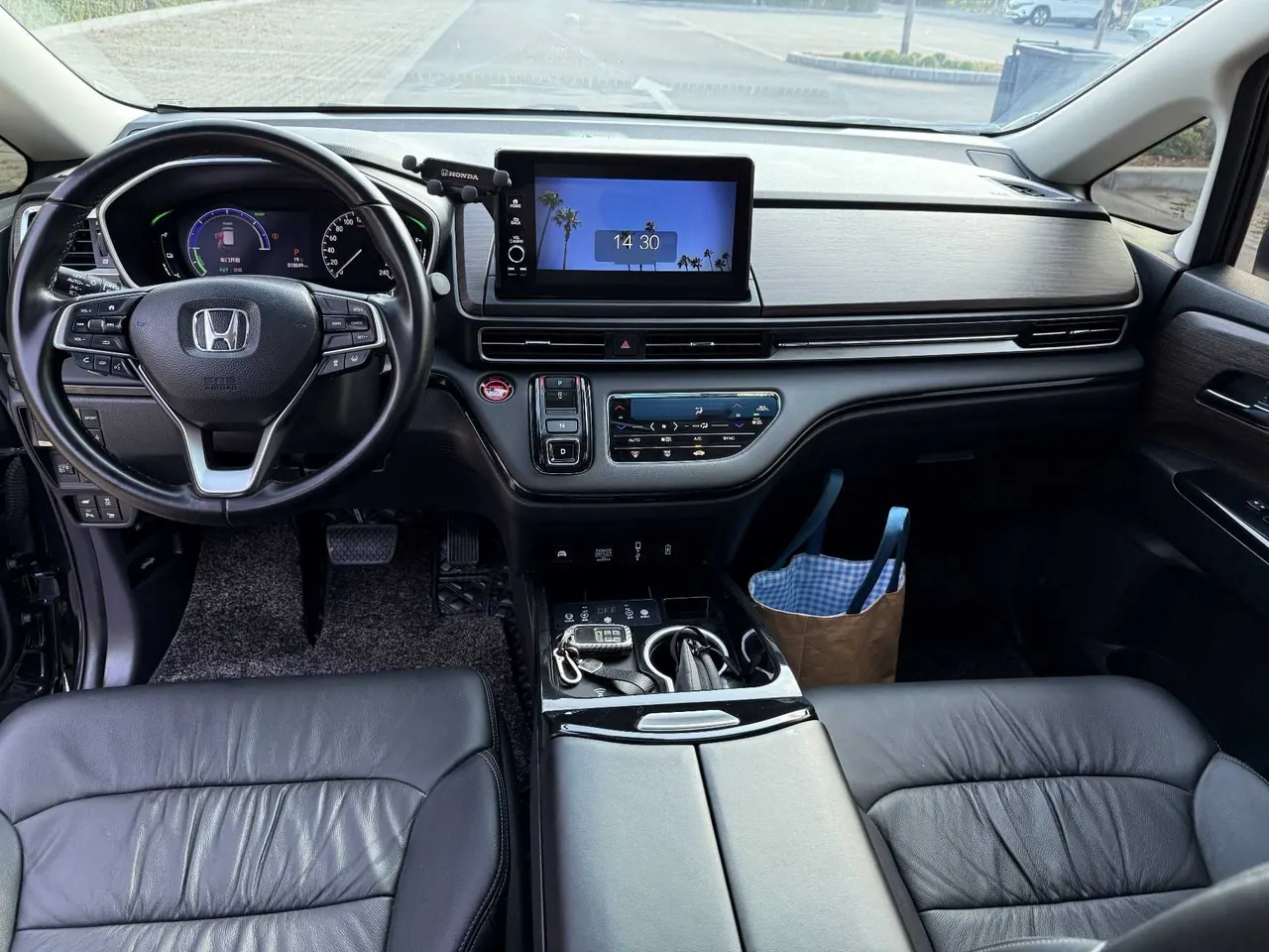 Honda 2022 Odyssey Hybrid 2.0 Stepless Sharp and Glory Edition Automatic Gear 5