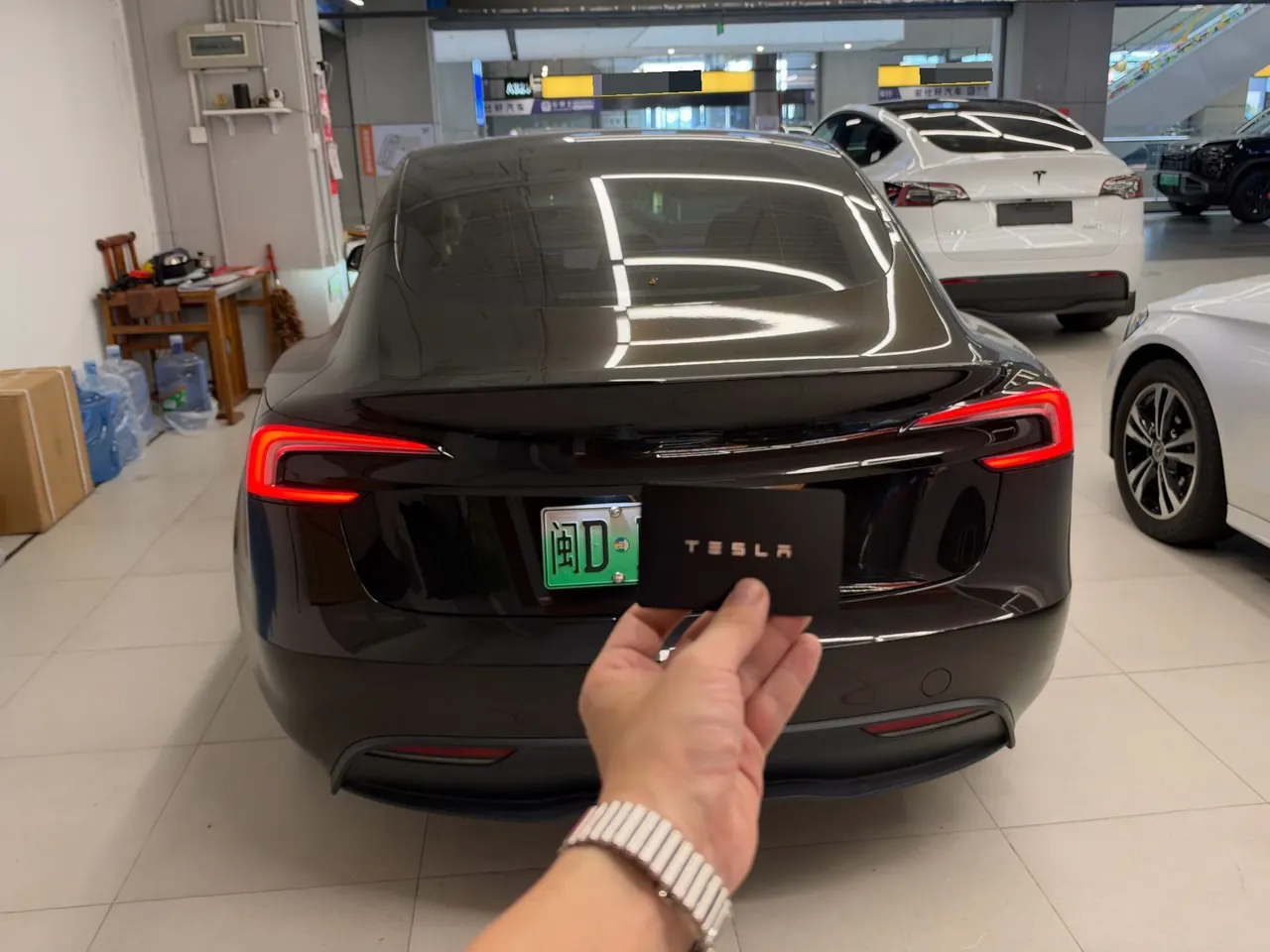 Tesla 2023 Model 3 Rejuvenation Edition Rear Wheel Drive Automatic Transmission 2