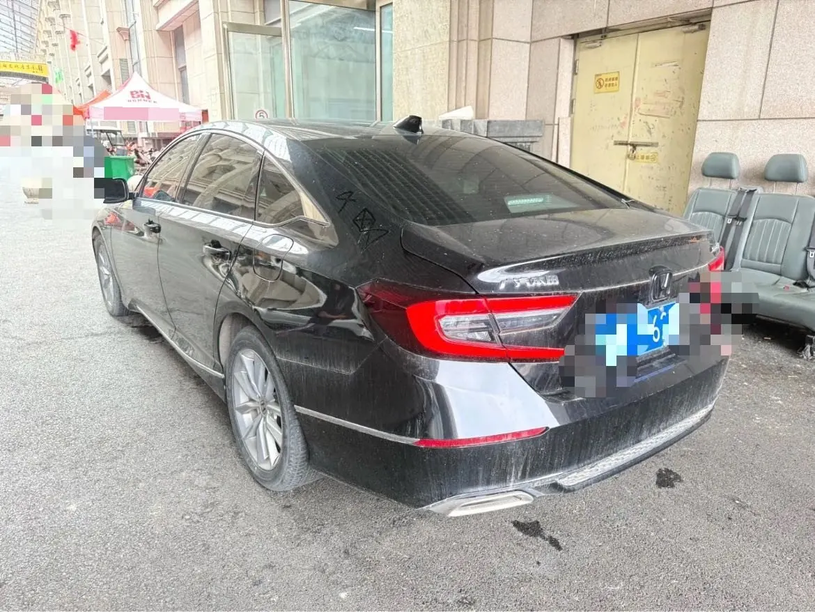 Honda 2022 10th Generation Accord 1.5T Stepless 260TURBO Deluxe Automatic Gear 4