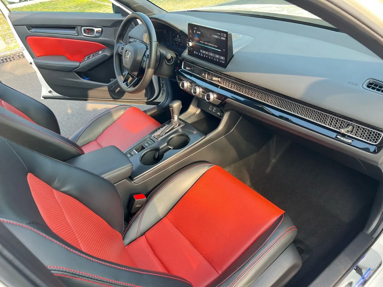 Honda 2022 Civic 1.5T Stepless 240TURBO Combustion Edition Automatic Gear 13