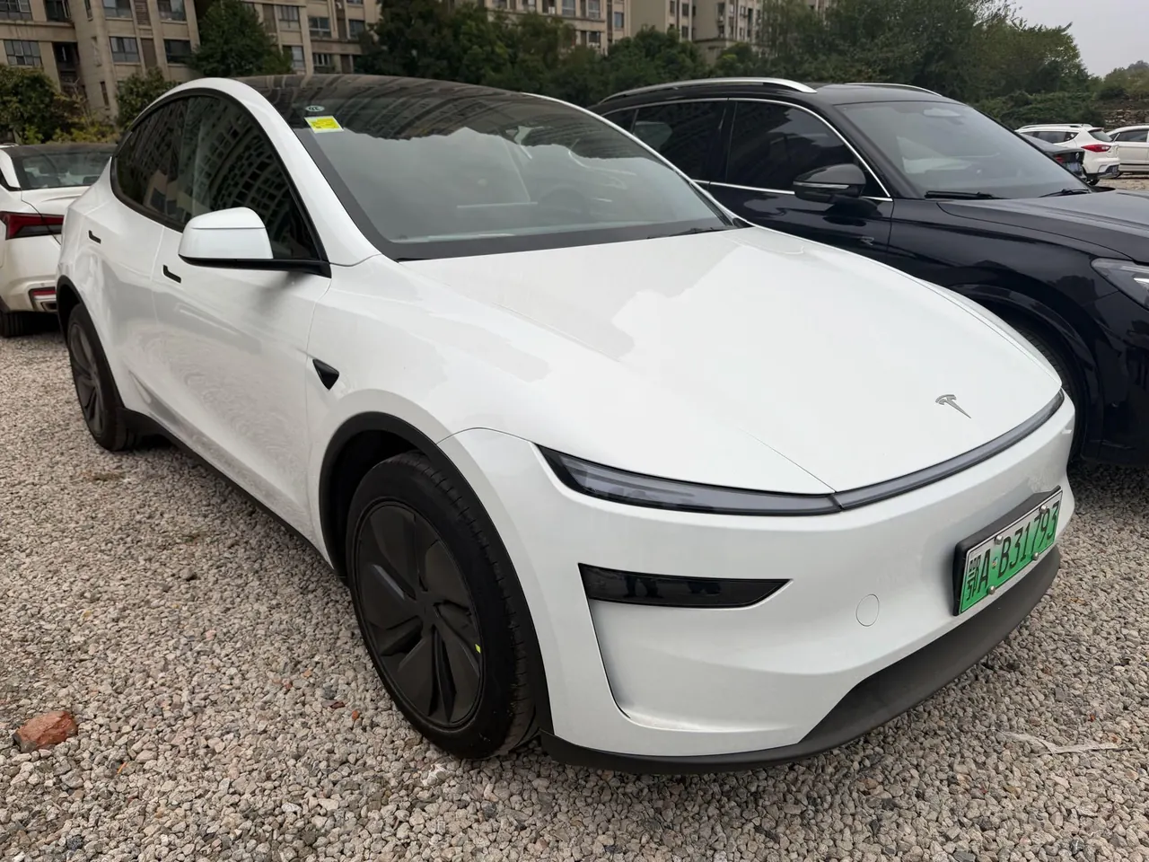Tesla 2025 Model Y Rear Wheel Drive First Edition Automatic Transmission 3