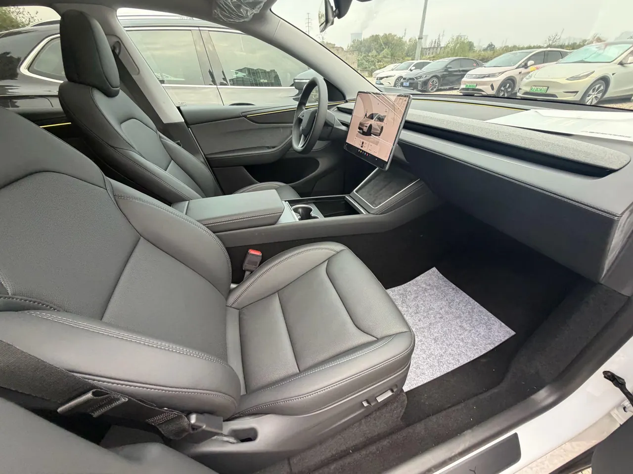 Tesla 2025 Model Y Rear Wheel Drive First Edition Automatic Transmission 4