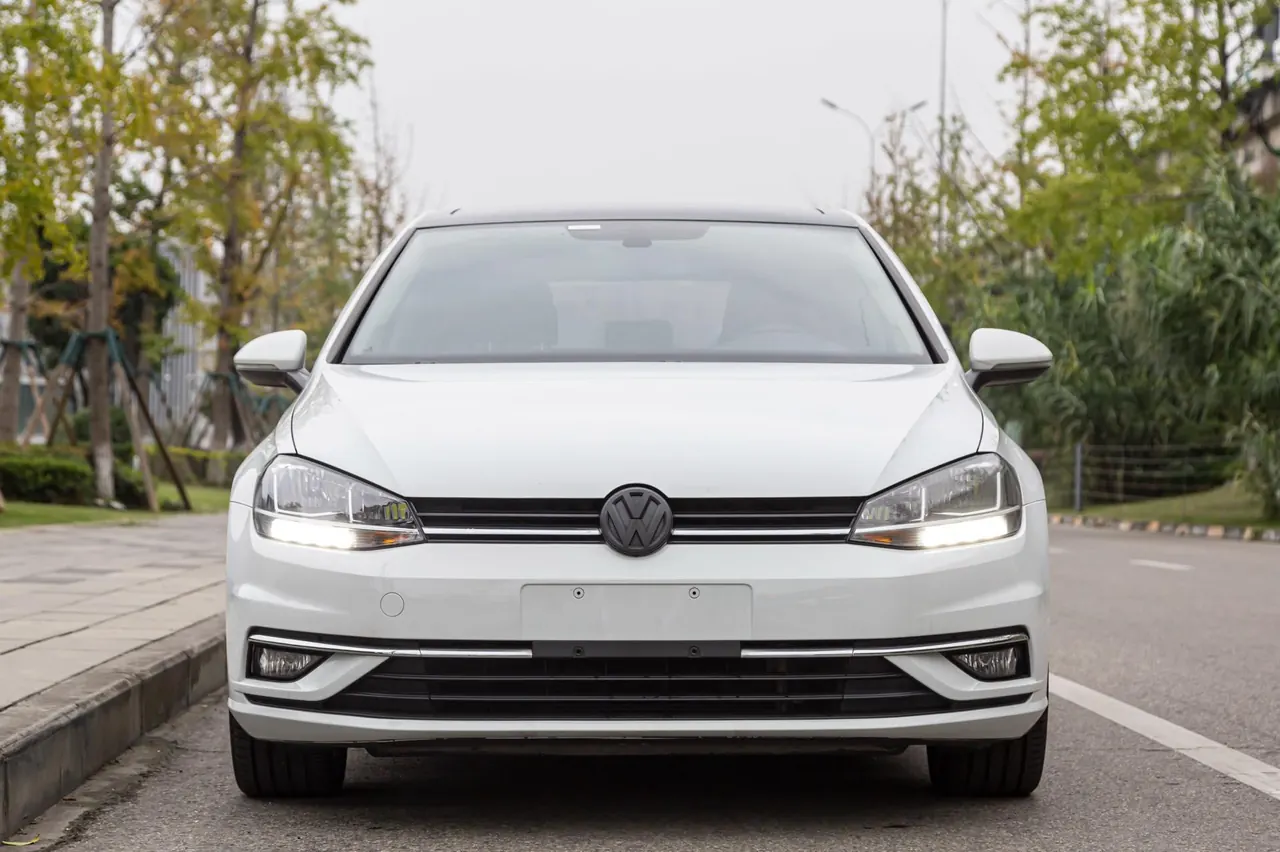 Volkswagen 2020 Golf 7 1.4TSI 280TSI Beloved Edition Comfortable Automatic 2