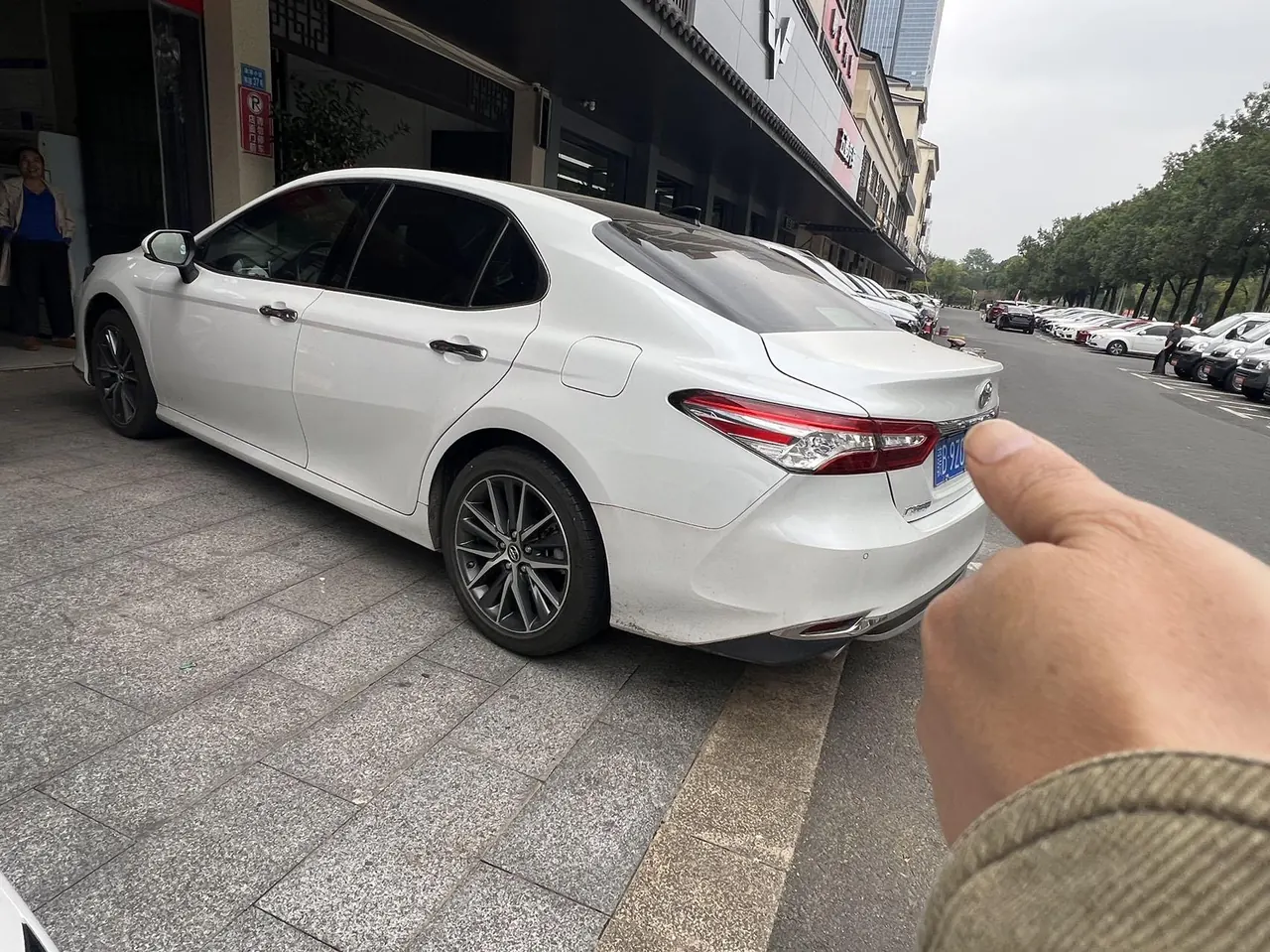 Toyota 2023 Camry 2.5Q flagship automatic gear 5