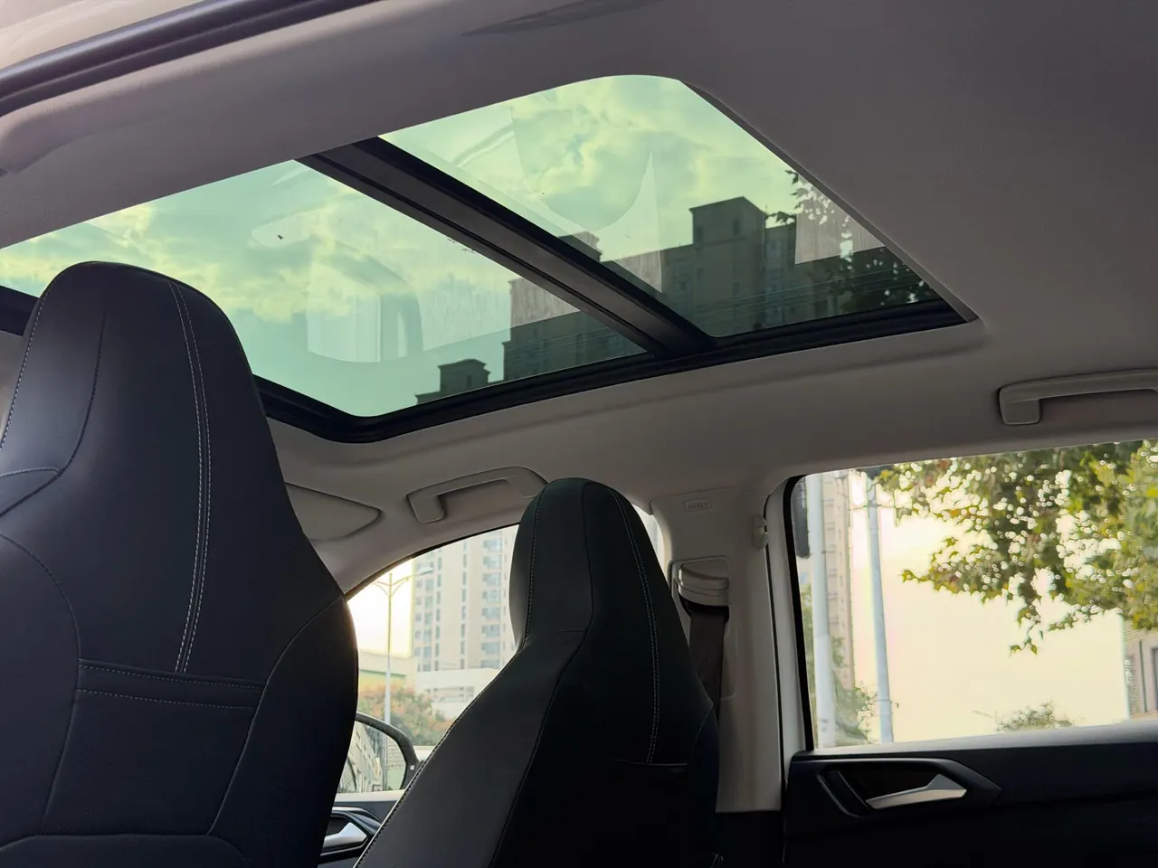 Volkswagen 2026 Tuyue Xinrui 1.5TSI 300TSI Sharp Enjoy Edition Automatic Gear 7