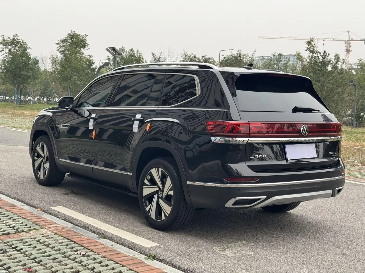 Volkswagen 2023 Tuang 2.0TSI 380TSI 4WD Respect Deluxe Automatic Transmission 7