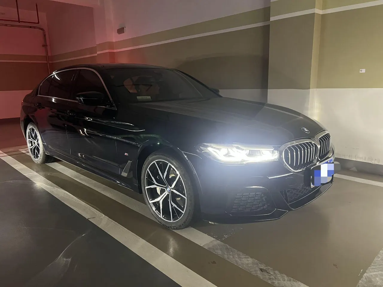 BMW 5 Series 2023 530Li 2.0T Exclusive M Sports Suit (Modified) Automatic Gear 2