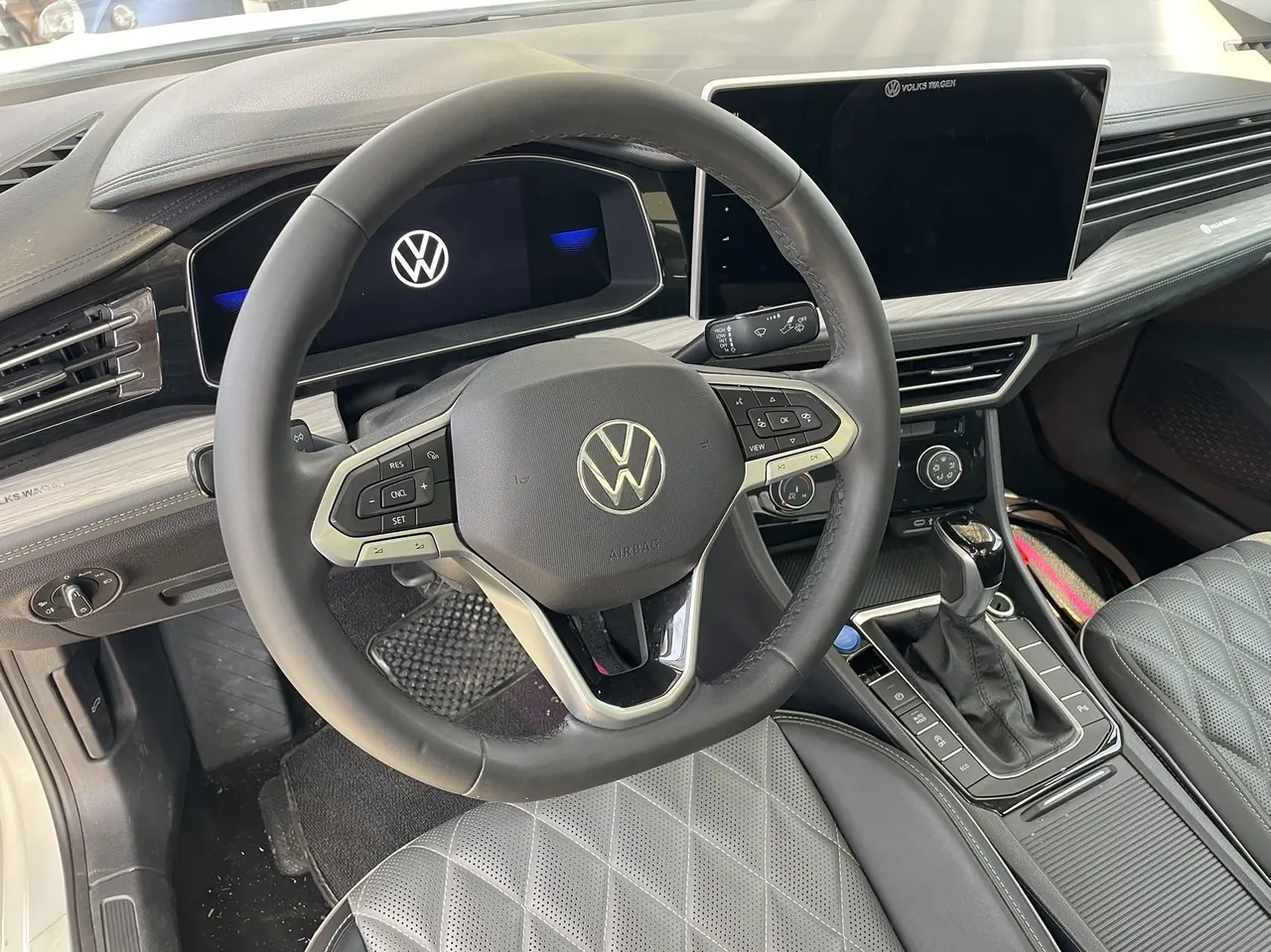 Volkswagen 2023 Sagitar 1.5TSI 300TSI Exceed Edition Automatic 6