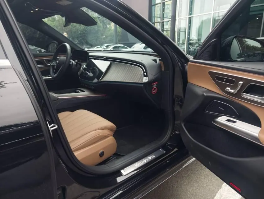 Mercedes Benz E-Class 2025 model E 300 L 48V 2.0T Luxury Edition Automatic 6