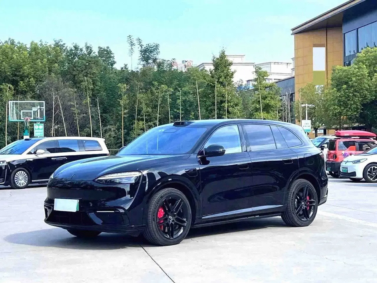 AITO 2026 AITO M6 Ultra 4WD Edition Automatic Gear - View 1